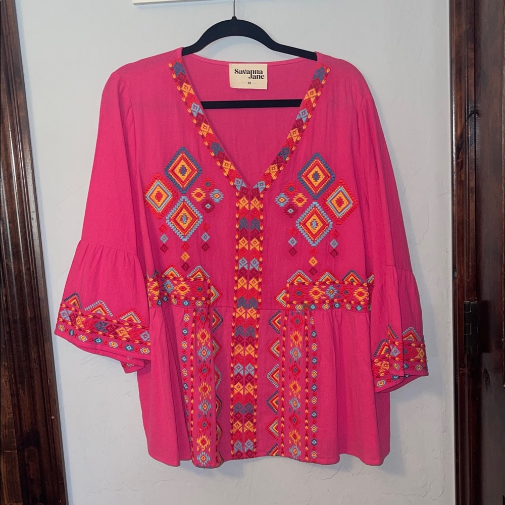 Savanna Jane Vibrant Pink Tunic with Colorful Embroidery NWT 1X.